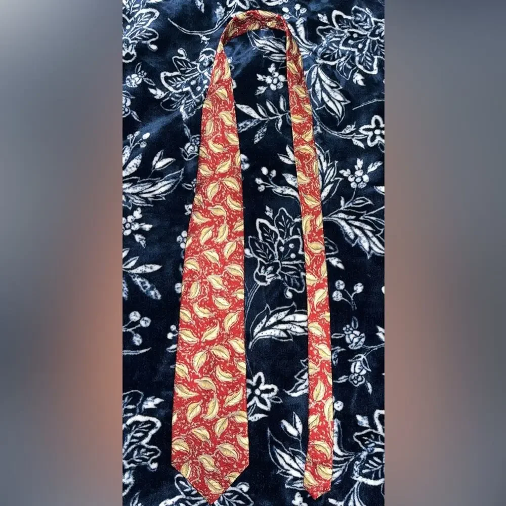 JOSEPH ABBOUD Made in Italy Men's 100% Silk Tie
